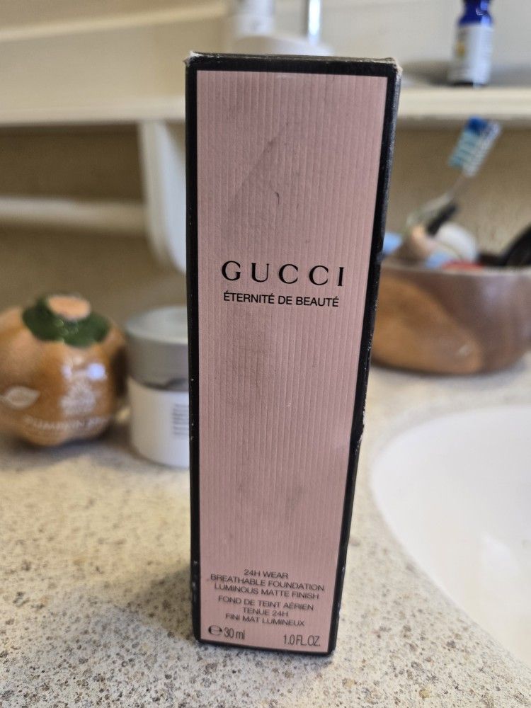 Gucci 580c Foundation