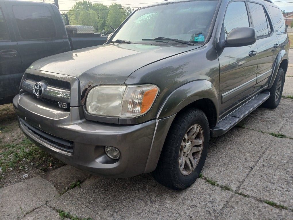 Toyota Sequoia