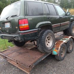 Parting Out A 95 Jeep Grand Cherokee Has A 5.2 V8