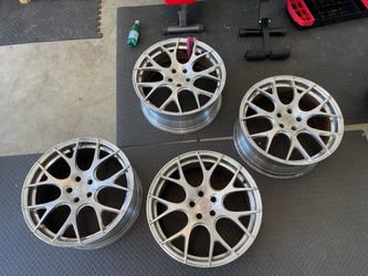 Formula By Variant (FBV-100) Split-7 is Wheels (5x112)