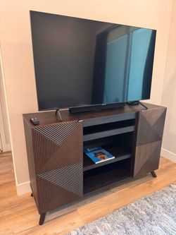 Modern TV Console / Entertainment Stand