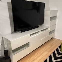 TV Stand / Bookshelf 