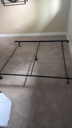 Queen/full/twin size metal bed frame