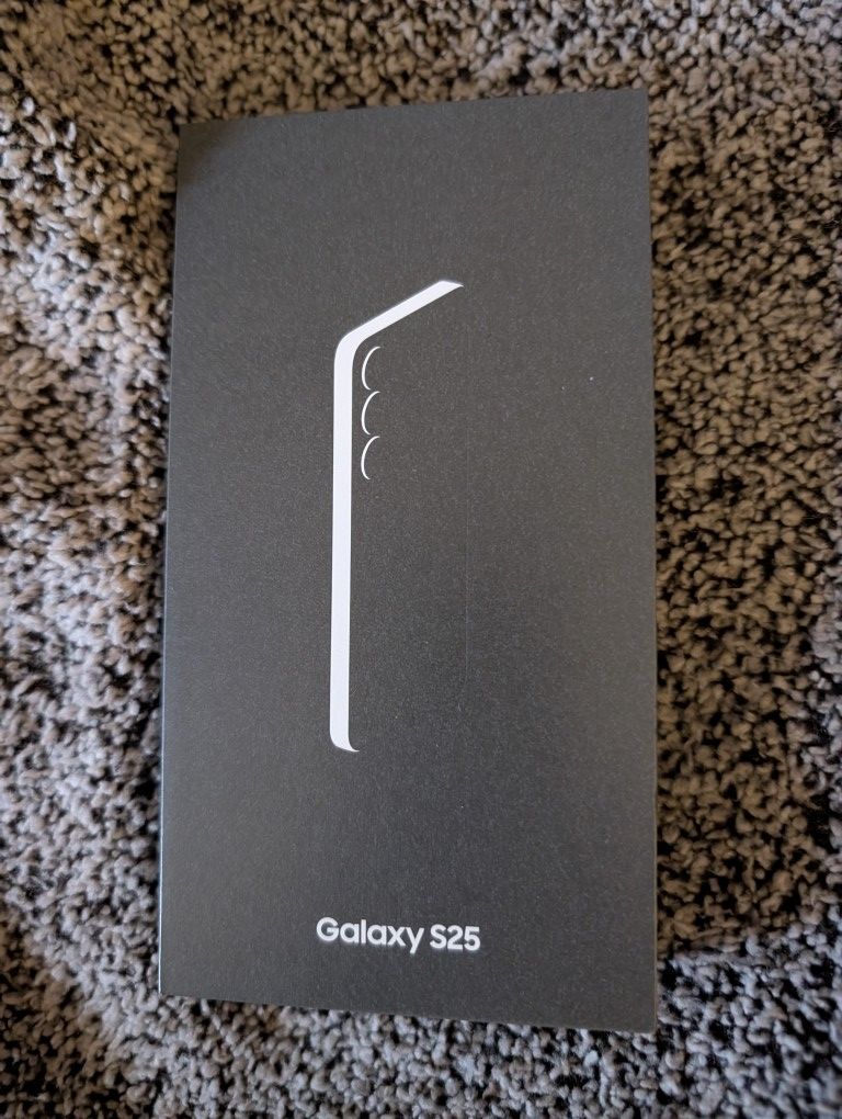 Samsung S25 256GB Unlocked BRAND NEW UNOPENED BOX