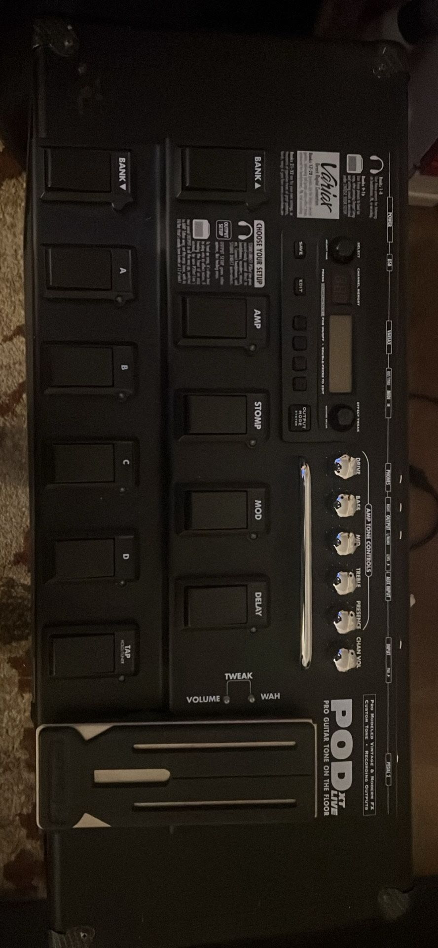 LINE 6 POD XT LIVE EFFECTS PEDAL (with Power Supply)