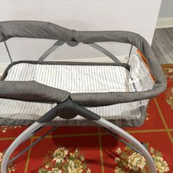 Bassinet 