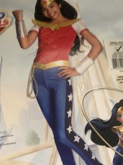 DC Wonder Woman Halloween Costume Girls Small 3-4 years new