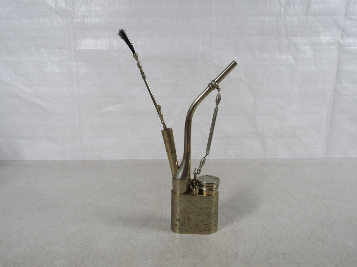 Antique Traditional Chinese Asian Etched Metal Water Pipe