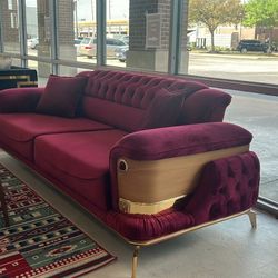 Brand new elegant sofa ONLY ONE LEFT‼️‼️ no credit needed juts $39 Down Price $999