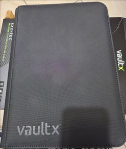 Vault X Exo-Tec Zip Binder 360 Cards