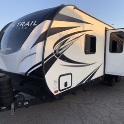2020 North Trail Ultra Lite 29 Ft. W/ Super Slide