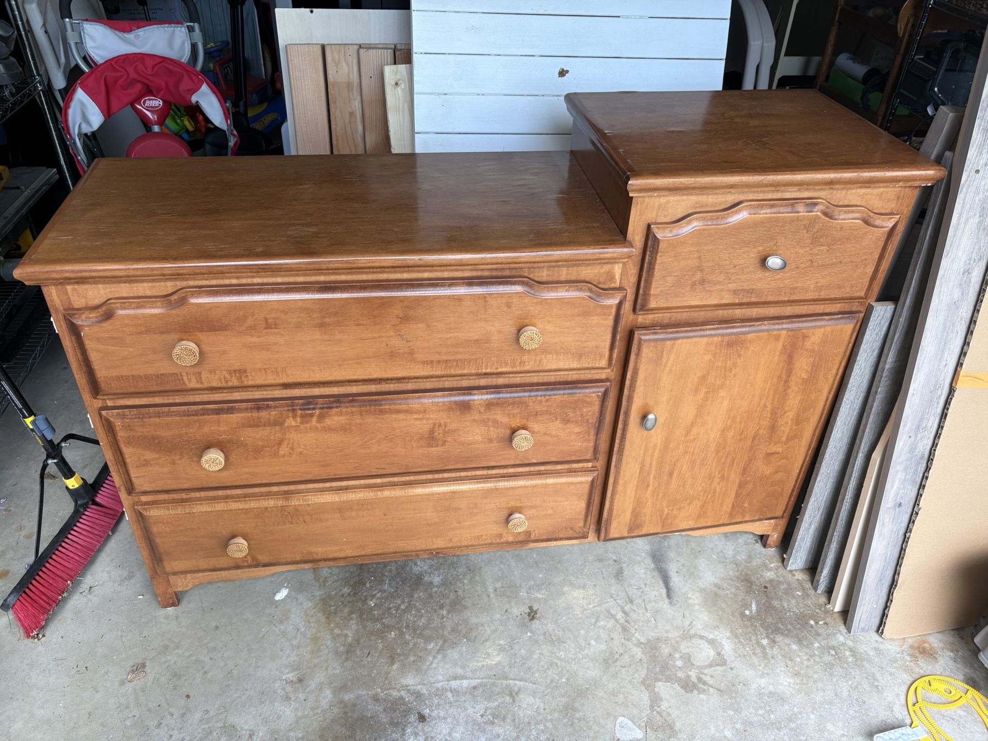 Solid Wood Dresser / Sideboard Storage – 3 Drawers + Cabinet