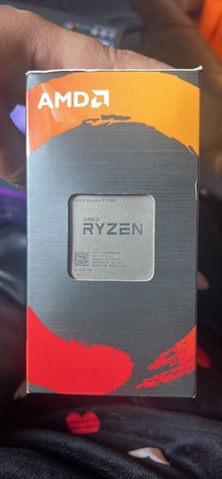 Ryzen 7 1700 Processor with Wraith Spire LED Cooler CPU