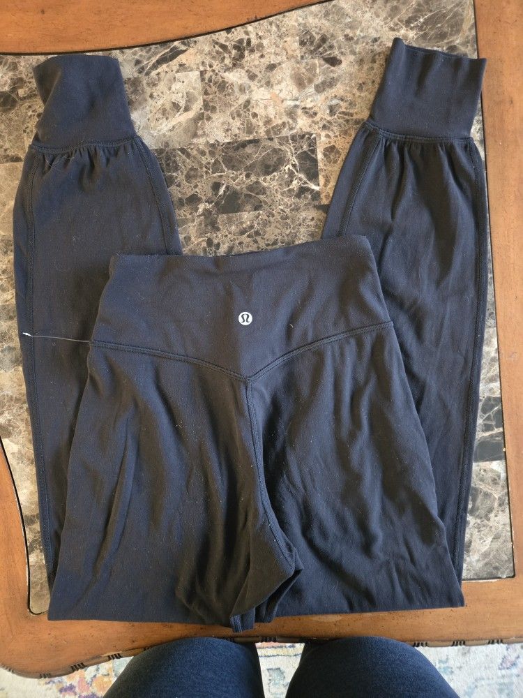 Lululemon Joguer Size 2