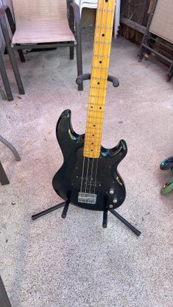 Bajo Eléctrico