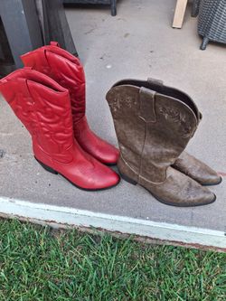 Size 10 noseusaron $25 por las dos