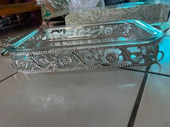 Vintage International Silver Co. Silverplated Chafing Dish Buffet Warmer Server Set with Glass Lid & Insert (With Original Box)