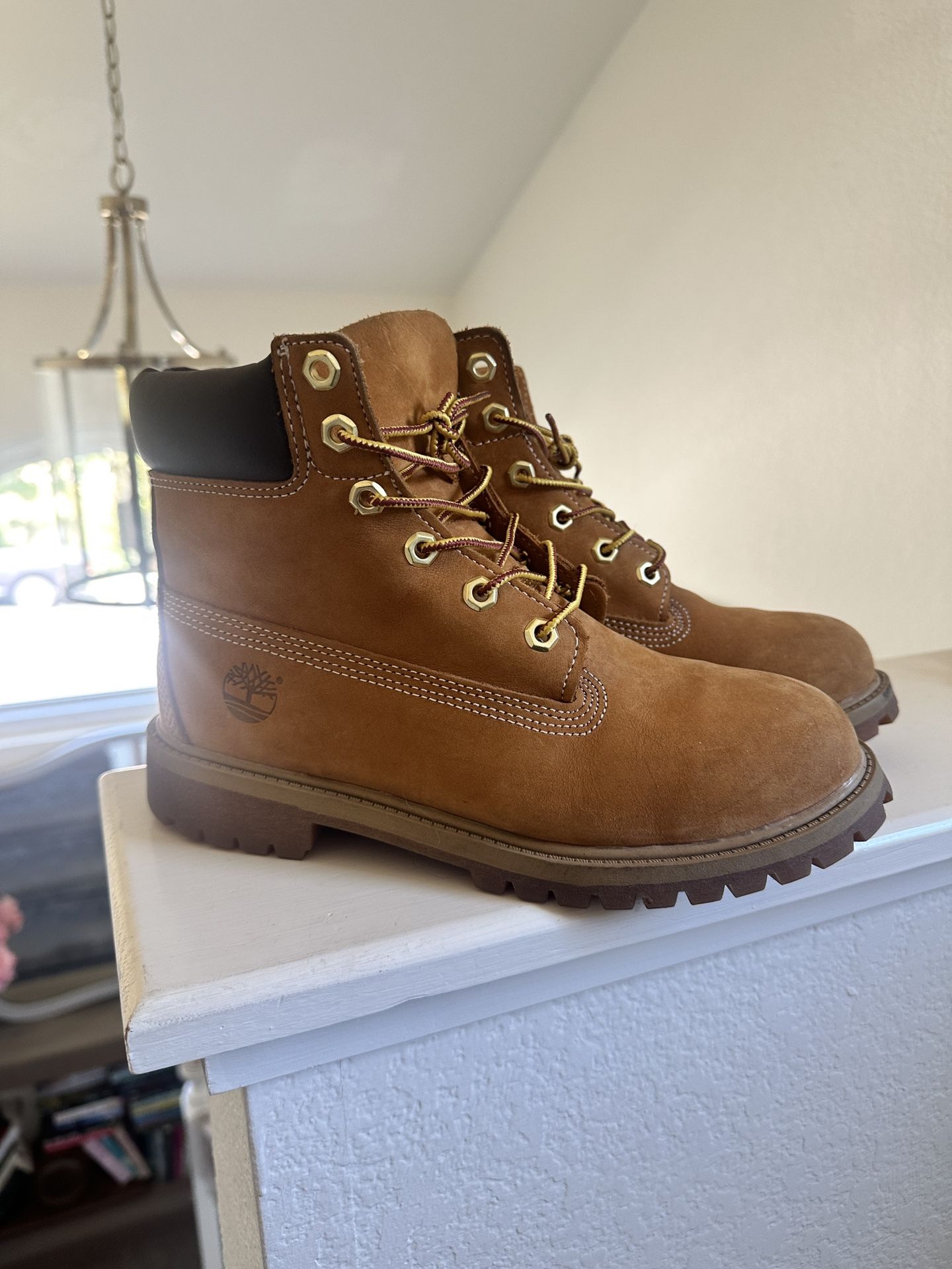 Timberland Boots Sz 6
