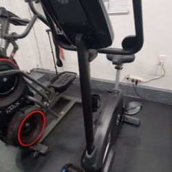 Nautilus U616 Exercise Bike