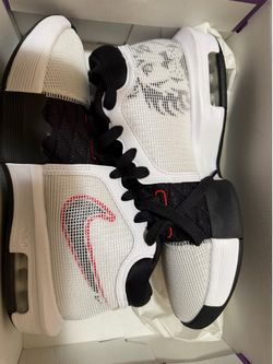 Men’s LeBron size 8 new