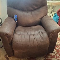 LazyBoy Leather power Recliner 