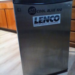 GE Mini Fridge WORKS $50