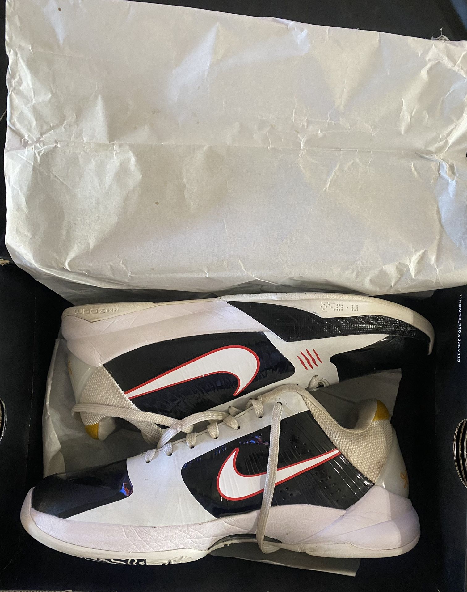 KOBE V PROTRO White / Red