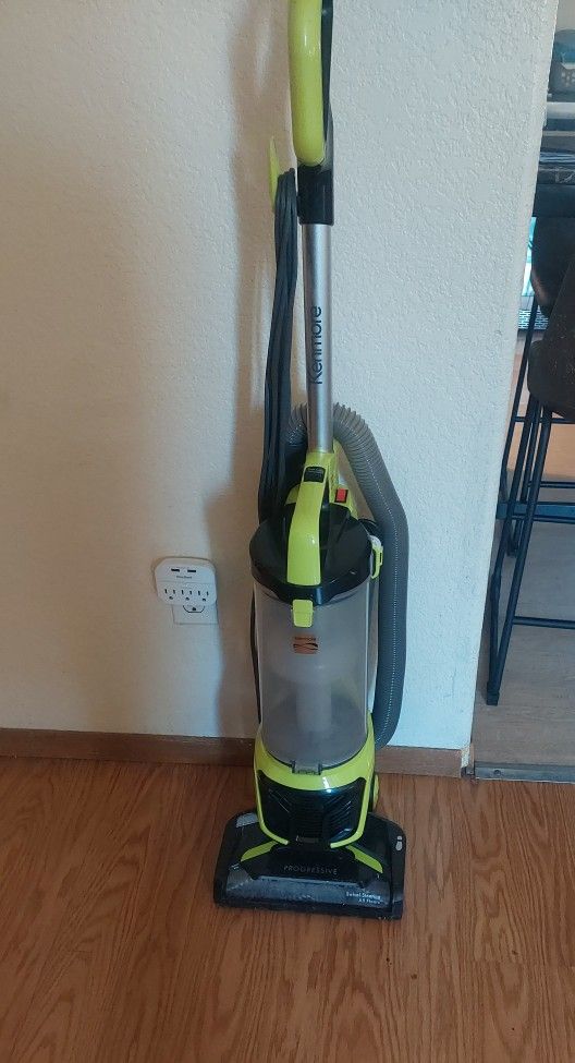 Kenmore Vacuum