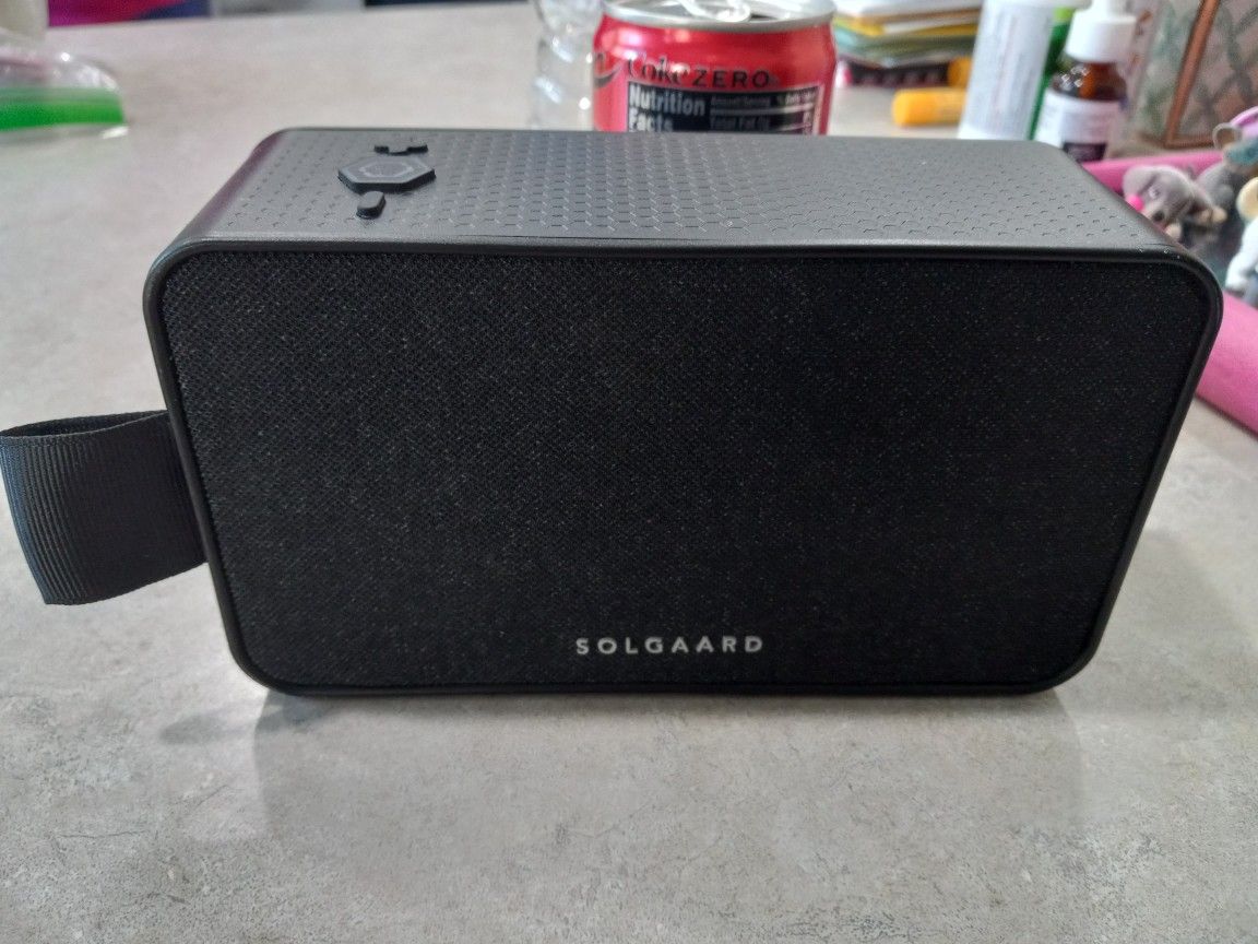Solgaard Boombox, Speaker, Wireless Speaker, Boombox, Bluetooth Speaker, Bluetooth, Solar Speaker, Powerbank, Power Bank,