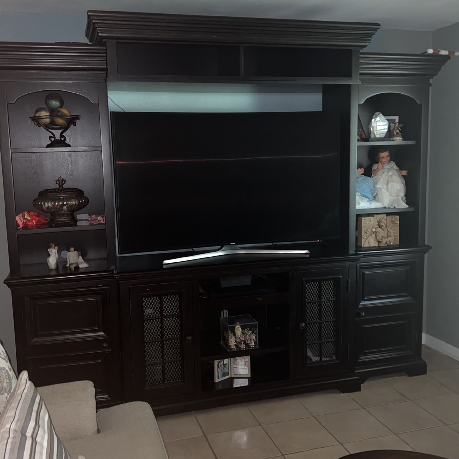 Tv Entertainment Center