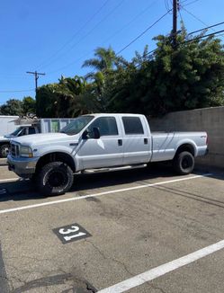 Ford F350 V10 gas truck!
