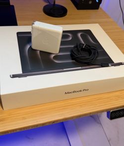 MacBook Pro 14” M4 Max
