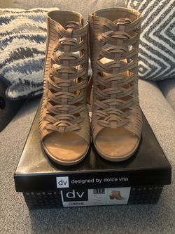 Women shoes Designed by Dolce Vita