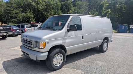 2002 Ford E250 Econoline Cargo Van