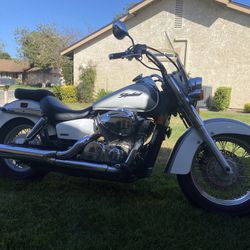 2005 Honda Shadow 750 Aero - Like New, Low Miles