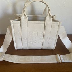 Marc Jacobs Leather Small Tote Bag. 10.3 inches long x 8.5 inches high x 5 inches deep