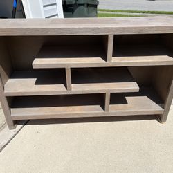 Entertainment Console / Bookshelf 