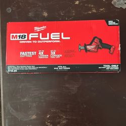 Milwaukee Hackzall Saw 