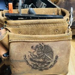 Akribis Leather Pouch 