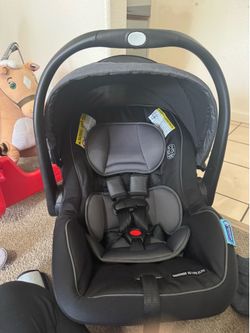 Baby sarsest and stroller set