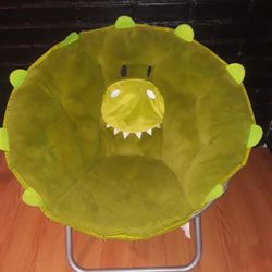 Child’s Saucer Chair