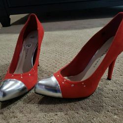 Size 9.5/10 Red Heels 