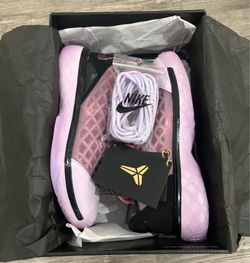 Nike Kobe 3 Low Protro Size 7.5 “Mamba Magic “