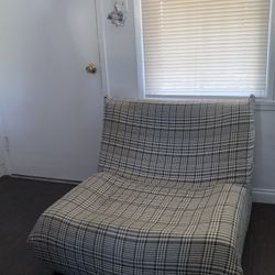 White And Black Couch/sofa 