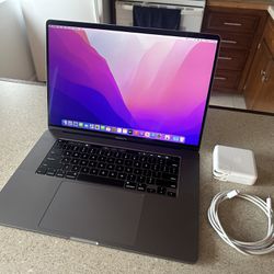 Apple MacBook Pro 16” 2TB / 32GB / 2.4i9