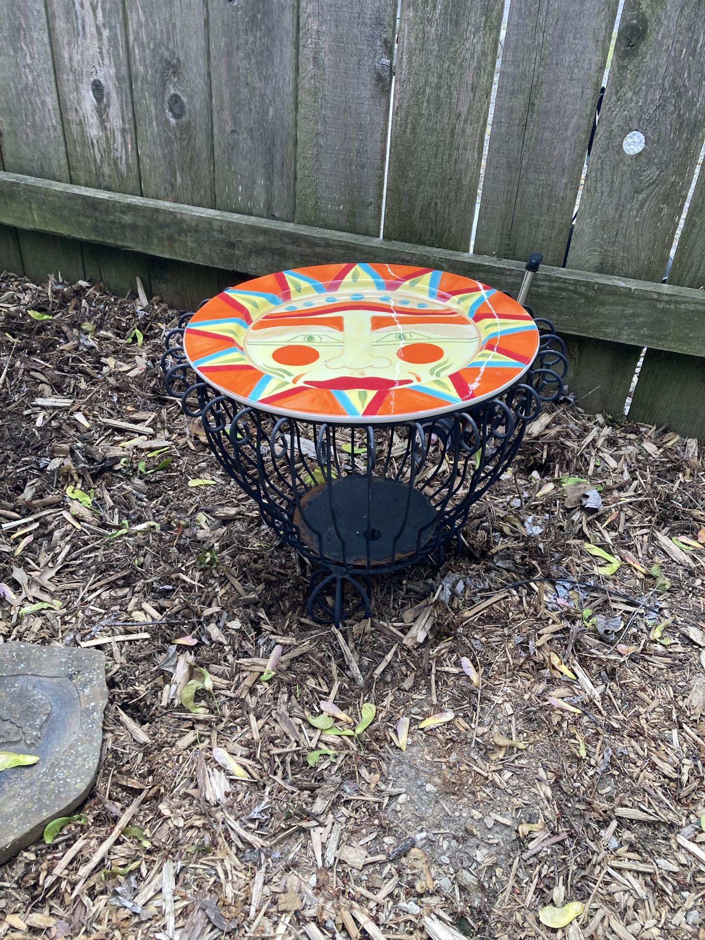 Flower Bed Bee Bath. One of a Kind. ** READ BELOW (Johnstown Ohio)