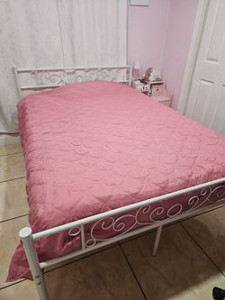 Cama y colchón full