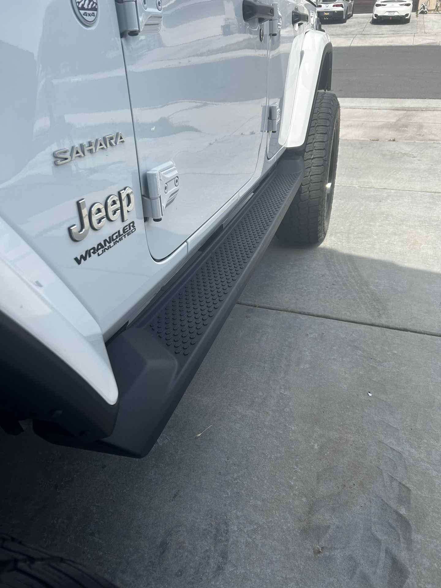 Jeep 2022 Original Steps 