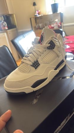 Jordan 4 