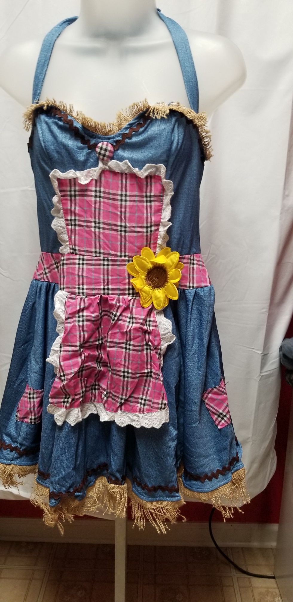 Womens m/l sunflower scarecrow constume dress only